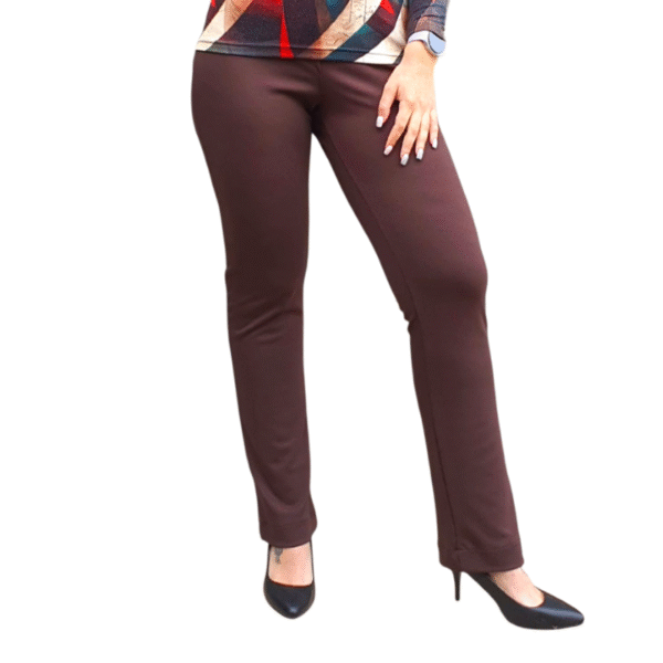 Елегантен панталон от пунто Милано - КАФЯВ